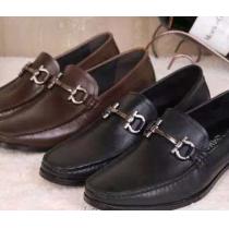 フィット感 2026 FERRAGAMO サルヴァトーレフェラガモ レザーシューズ靴 ビジネスシューズ 2色可選