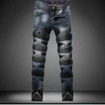 存在感を発揮する 2026 PHILIPP PLEIN フィリッププレイン 印象...