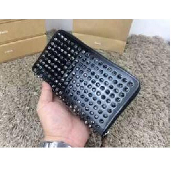 お洒落度をアップさせる　 2026 Christian Louboutinクリスチャンルブタン 財布