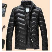 大人気の 2026秋冬 MONCLER モンクレール 綿入れ　人気販売　ジャケット 4色可選