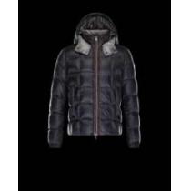 素敵な 2026秋冬 moncler モンクレール　ファッション性に溢れる ダウ...