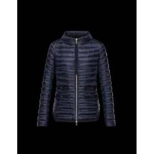 高級感のある　 2026秋冬 moncler モンクレール独特な手触り ダウンジャケット 