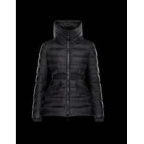 お買い得 秋冬 moncler モンクレール 耐久性や保温性に溢れる　ダウンジャ...