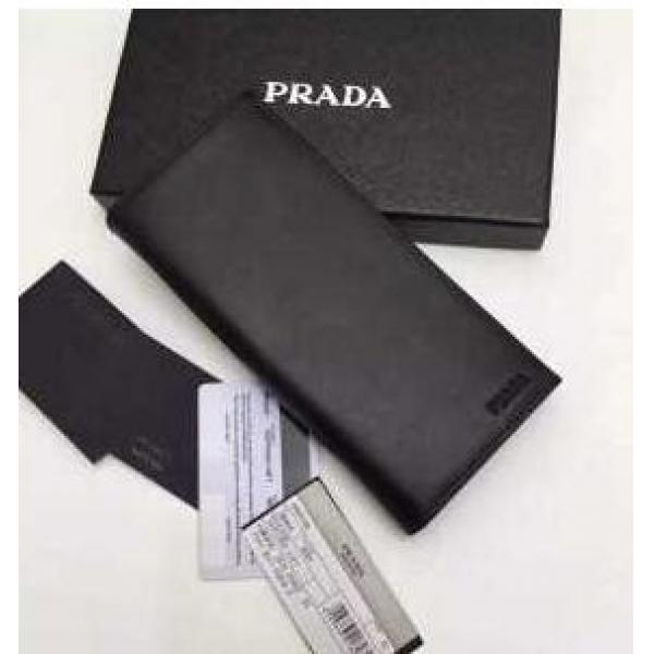 独特な高級感 秋冬 prada プラダ 二つ折り財布 高級感たっぷりなデザイン2色可選