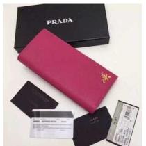 機能も充実している　秋冬 prada プラダ プレゼントに二つ折り財布