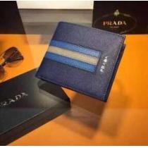 気品に溢れた　秋冬 prada プラダ 最高級の革を使用した　財布 2色可選 
