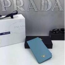 安心感のある　秋冬 PRADA プラダ 収納できる　カードケース シンプル 5色可選 