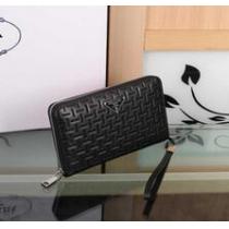 完売品　秋冬 prada プラダ 使いやすさ抜群　ビジネスケース 