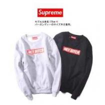 軽量で着回しの効く　supreme シュプリーム 大人気 プルオーバーパーカー ...