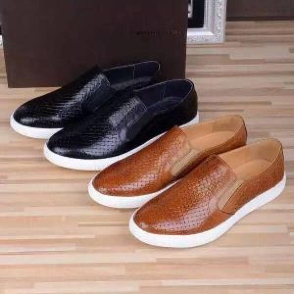 選べる極上 2026 ボッテガ ヴェネタ BOTTEGA VENETA スリップオン 革靴 着脱の簡単なスリップオンタイプ