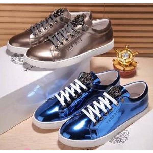 2026春夏 お買い得品 ヴェルサーチ VERSACE 脱ぎ履きしやすい/着脱しやすい フラットシューズ 2色可選
