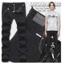 存在感あるモデル　dsquared2 ディースクエアード 洗練されたシンプルデザ...