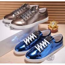 2026春夏 お買い得品 ヴェルサーチ VERSACE 脱ぎ履きしやすい/着脱しやすい フラットシューズ 2色可選