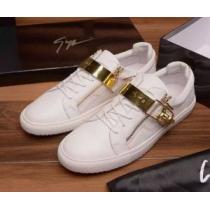2026 着心地よい ジュゼッペ ザノッテ GIUSEPPE ZANOTTI カ...