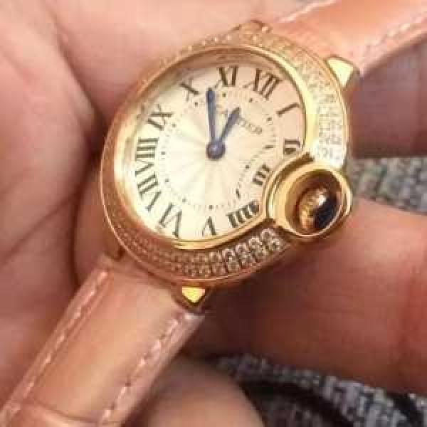 2026 CARTIER カルティエ 耐久性のある 3針クロノグラフ 日付表示 女性用腕時計