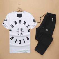 春の主役着フィリッププレイン PHILIPP PLEIN 爽やかな雰囲気ある半袖...