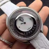 2026 個性派  VERSACE ヴェルサーチ スイス輸入クオーツムーブメント 女性用腕時計 9色可選