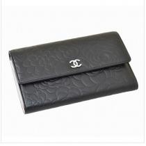 新発売＆好評レベルCHCH【Luxury Brand Selection】三つ折長財布