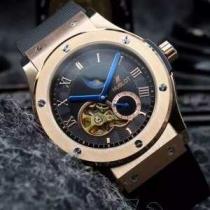 デザイン性の高い HUBLOT ウブロ サファイヤクリスタル風防 自動巻き  ム...
