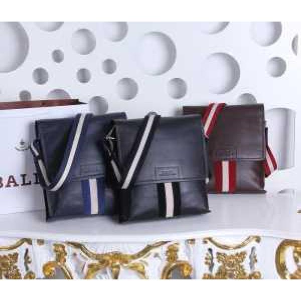 大人気☆NEW!! 2026春夏 バリー BALLY ショルダーバッグ 3色可選