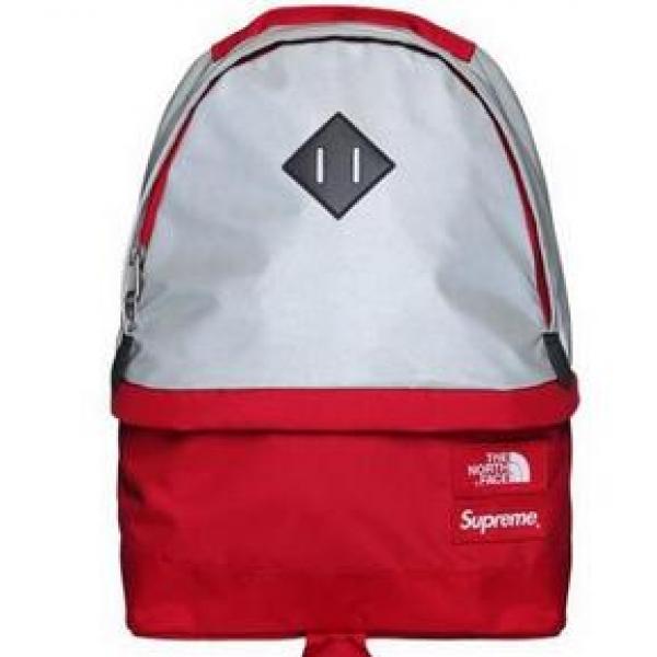 一味違うアイテム　シュプリーム　Supreme The North Face/Supreme Reflective 3M Medium Day Pack Backpack 大容量あるバッグ.