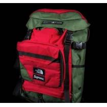 スポーティーな雰囲気Supreme 16SS The North Face Steep Tech Backpack  ノースフェイスティープテク　バックパック.