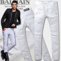 入手困難 BALMAIN バルマンコピー お洒落なオヤジを演出できるジーンズ