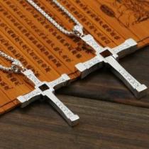大人のセンスを感じさせる 2026 クロムハーツ CHROME HEARTS シ...