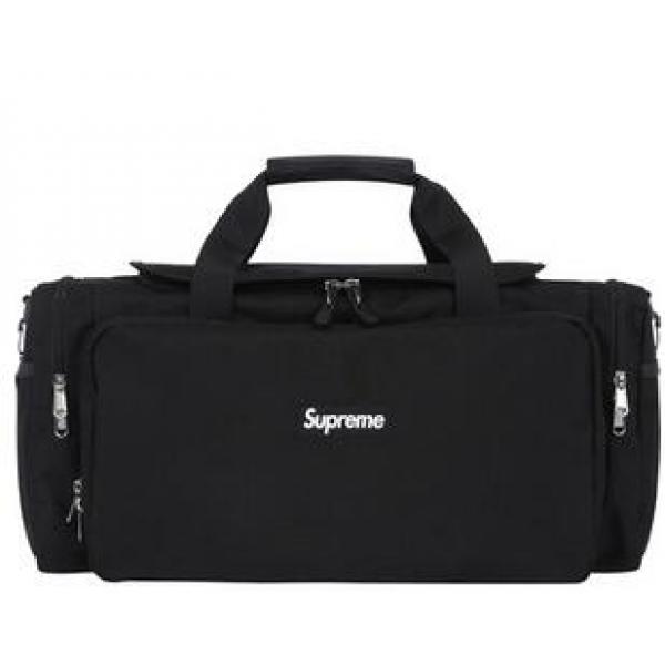 気軽にSupreme シュプリーム  Shoulder Bag　 大評価　ダッフルバッグ .