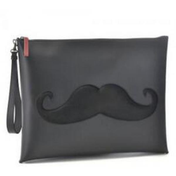 大人気アイテム　スタッズクラッチ　ルブタンコピー　Peter Pouch 上質な スパイクバッグ.