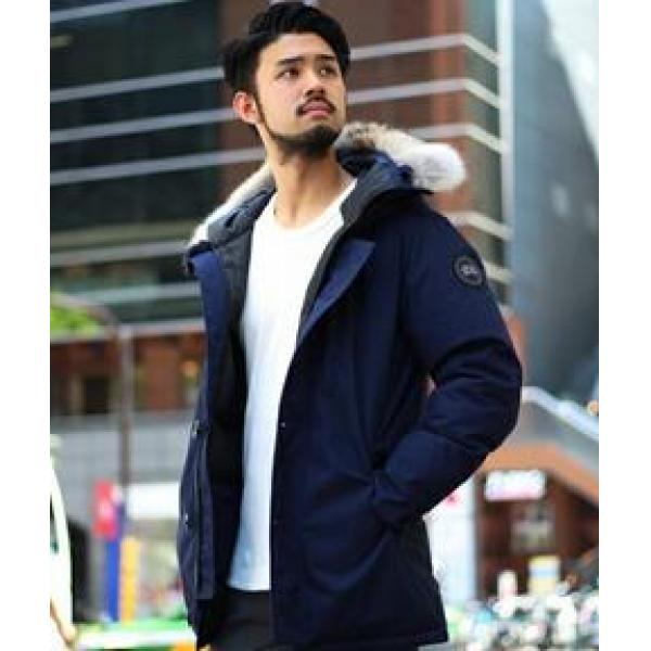 大活躍　CANADA GOOSE　カナダグース　ご好評を頂いたメンズダウンジャケット　コート.