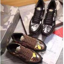 希少価値大ヴァレンティノ VALENTINO 人気販売ランニングシューズ 2色可選