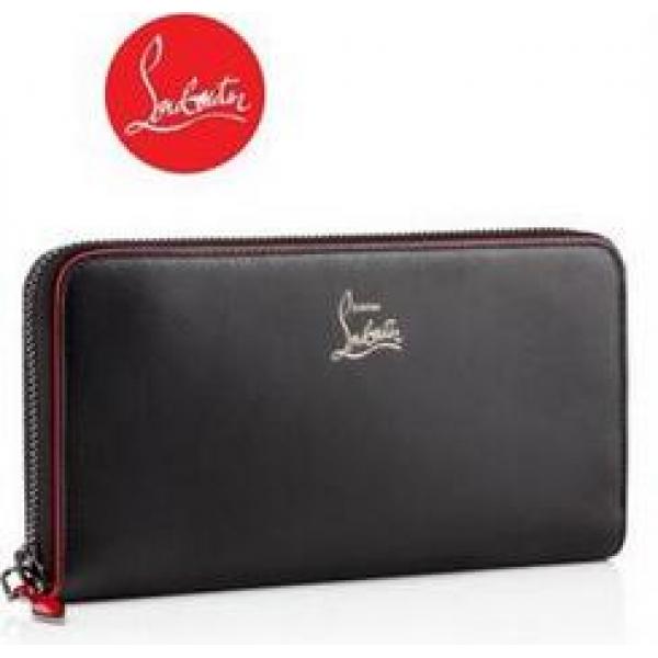 機能性に　クリスチャン ルブタンスーパーコピー Christian Louboutinスパイク スクエア軽い持ち心地 折りたたみ財布 .