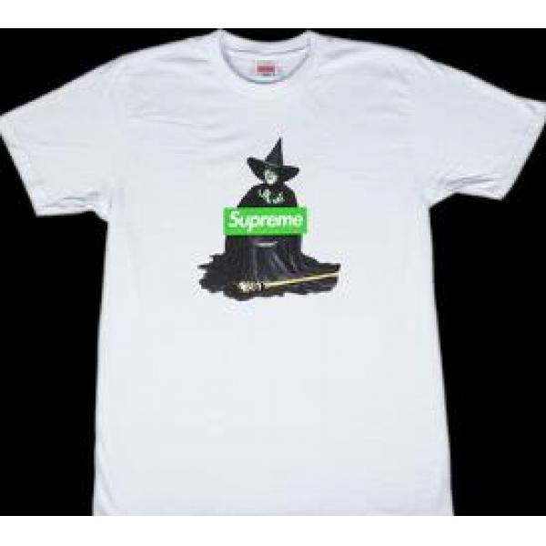 S印象的に　upreme シュプリーム  アンダーカバーウィッチ　注目が集まるTシャツ.