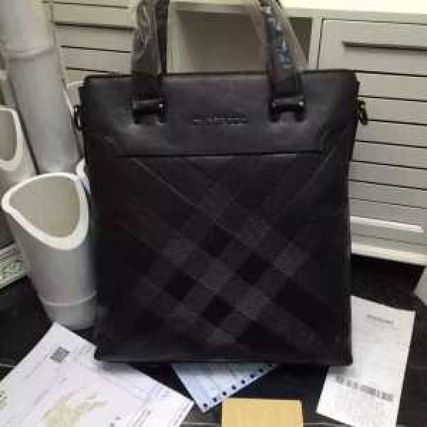 2026 デザイン性の高い  バーバリー BURBERRY ハンドバッグ 9979-3