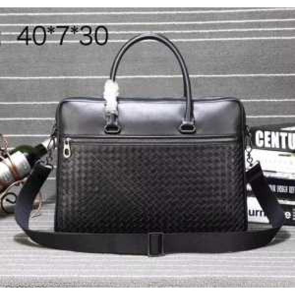 お洒落に魅せる  2026 ボッテガ ヴェネタ BOTTEGA VENETA 手持ち&ショルダー掛け 13876-1