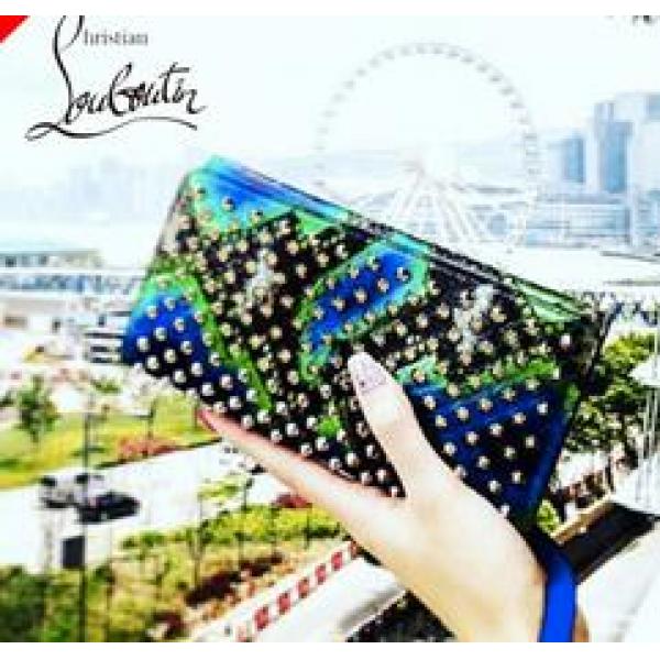 存在感のあるクリスチャンルブタン 上品上質や高い人気のスタッズ長財布   .