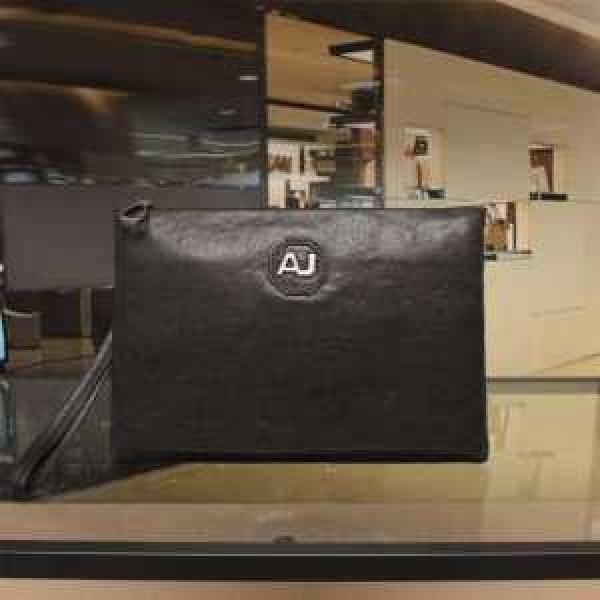 スタイリッシュな印象 2026 アルマーニ ARMANI ビジネスケース 9519