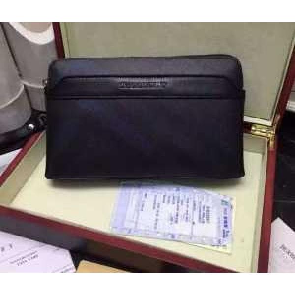 2026 完売品！ バーバリーBURBERRY  ポーチ 965
