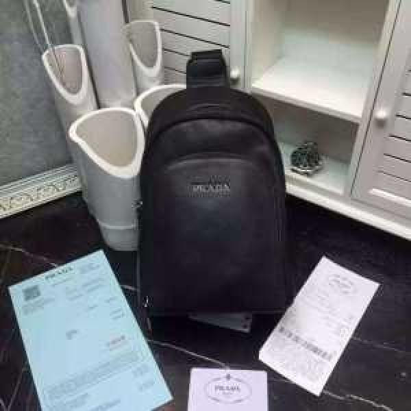 高級感溢れるデザイン 2026 プラダPRADA  斜め掛けバッグ 1697