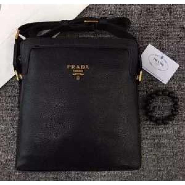 人気が爆発  2026 プラダPRADA  ショルダーバッグ 3046-4