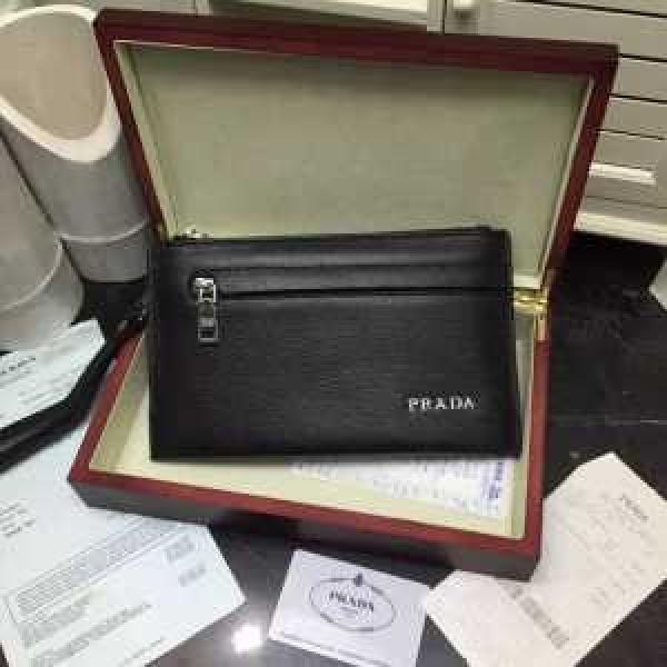 セール中 2026 プラダPRADA  ビジネスケース 323-1