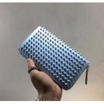 上品なデザイン　クリスチャン ルブタン Christian Louboutin　お洒落な長財布.