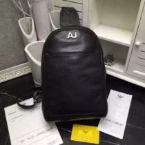 高級感演出 2026 アルマーニ ARMANI ショルダーバッグ 斜め掛けバッグ 111