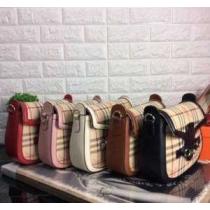 大人のおしゃれに 2026 バーバリーBURBERRY  ショルダーバッグ 多色選択可 380573