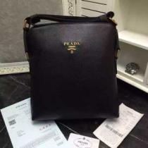首胸ロゴ    2026 プラダ PRADA ショルダーバッグ 3366-3
