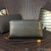 スタイルアップ効果  2026 プラダ PRADA ポーチ 223
