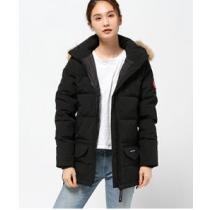 大人の着用に耐えるCANADA GOOSE/カナダグース 　スタイリッシュな雰囲気ダウンジャケット.