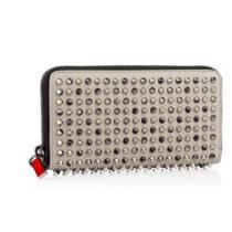 個性的な雰囲気を感じるルブタン Christian Louboutin 上質感の...