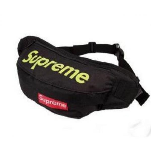 最新アイテム　 SUPREME シュプリーム　便利性に溢れる ウエストポーチ.